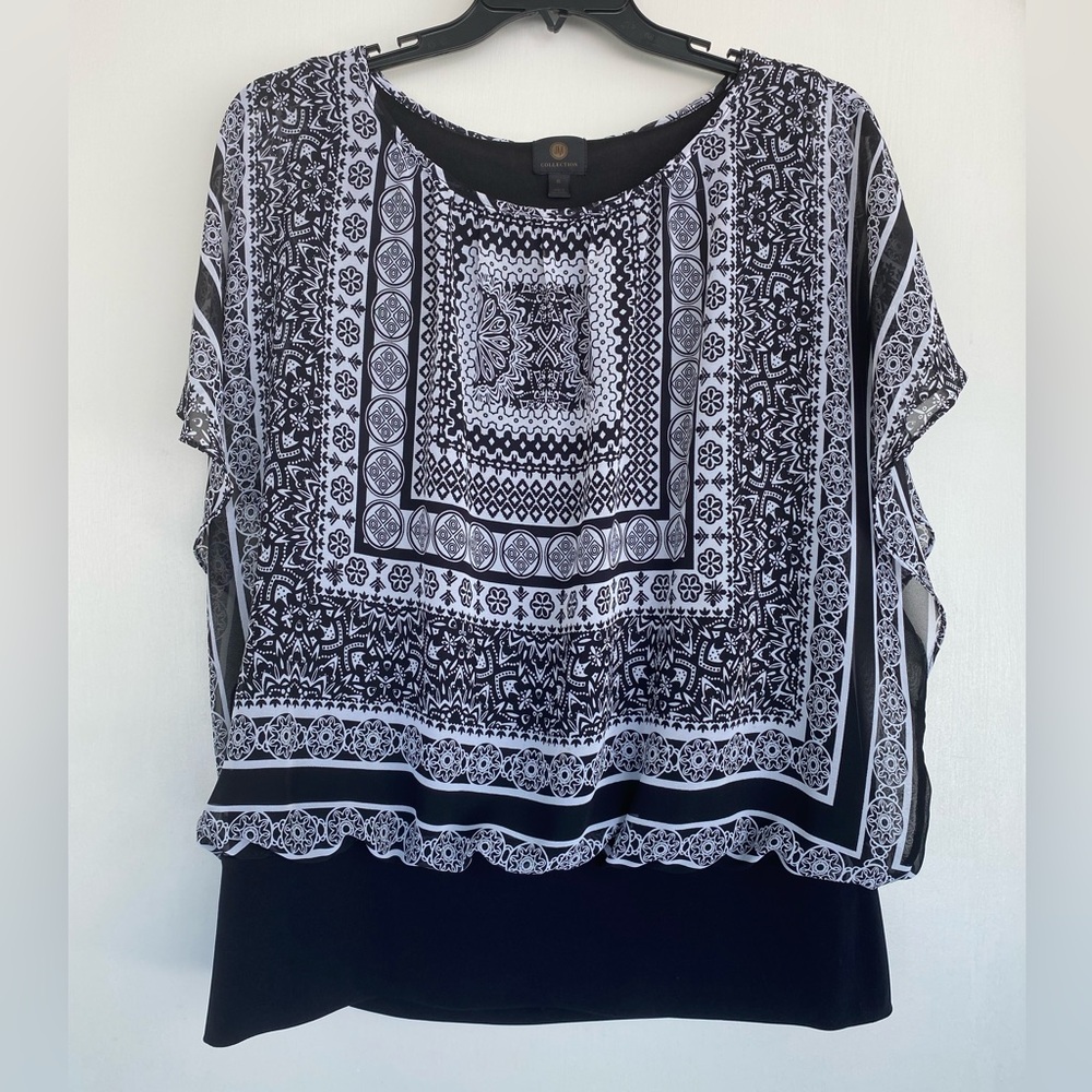 JM Collection Blue and White Boxy Short Sleeve Blouse